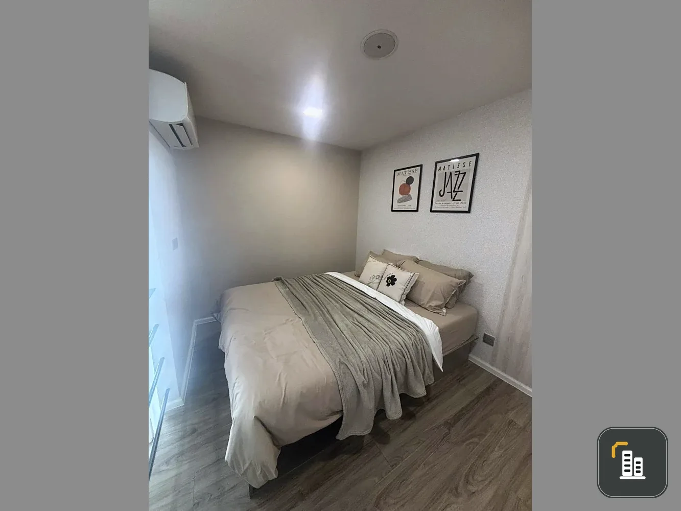 For rent: Kave Mutant Salaya – 2-storey duplex room with full facilities. Hurry and book now.