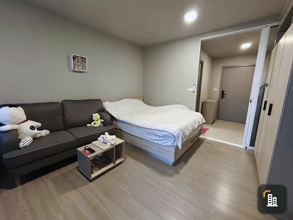 For rent: D condo panaa, 8th floor, beautiful view, pool view, separate room, fully furnished, book now, don't miss out.