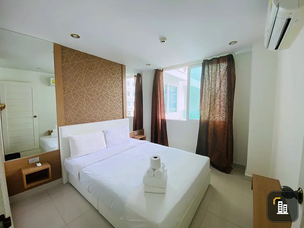 For sale: Amazon residence Pattaya (Jomtien), 3-storey building, 6th floor, pool view, fully furnished, ready to move in, don't hesitate.