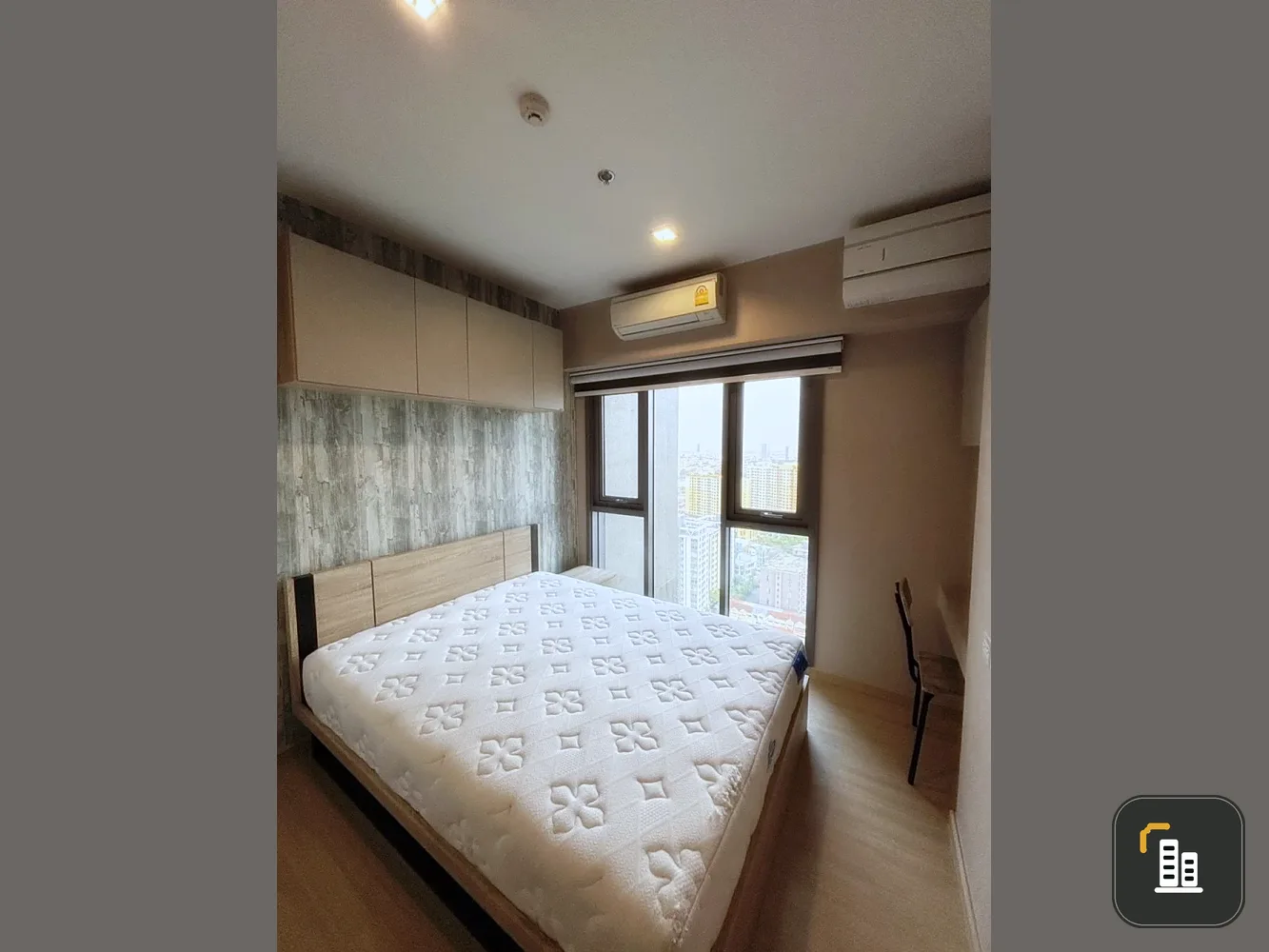 Urgent sale!! Condo Wisdom Connect Sukhumvit 25th floor, South side, beautiful room, fully furnished, good price, don't miss it!!