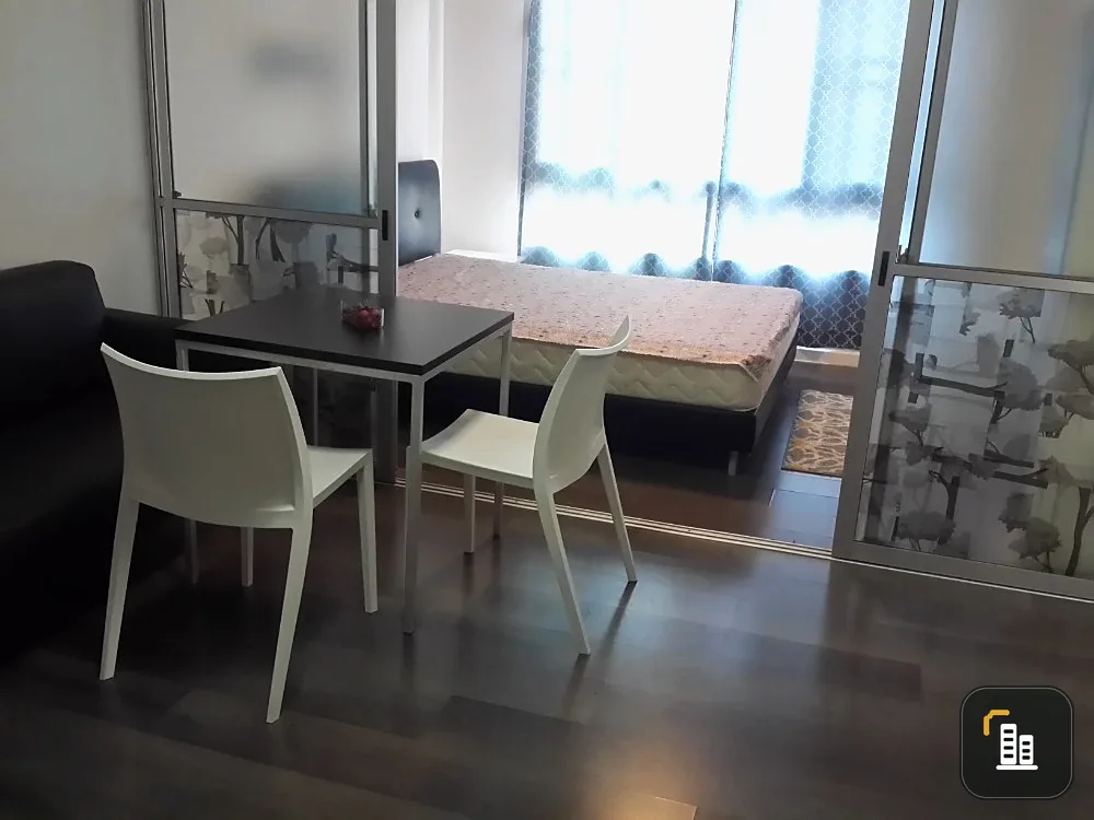 For rent dcondo Campus Resort Rangsit, 3rd floor, swimming pool view, partitioned room, fully furnished, reserve now.