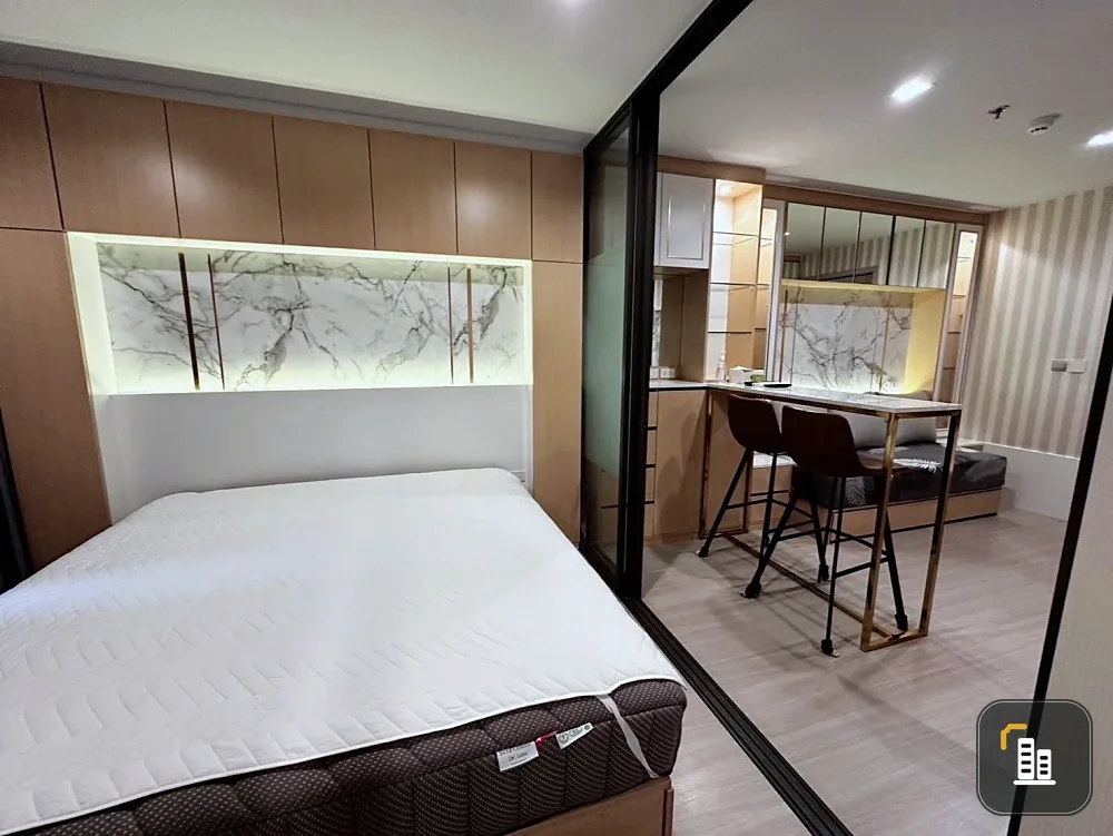 Condo for rent, Life Ladprao, spacious room, comfortable, high floor, built-in furniture, complete furniture, all here in one place, hurry and book no