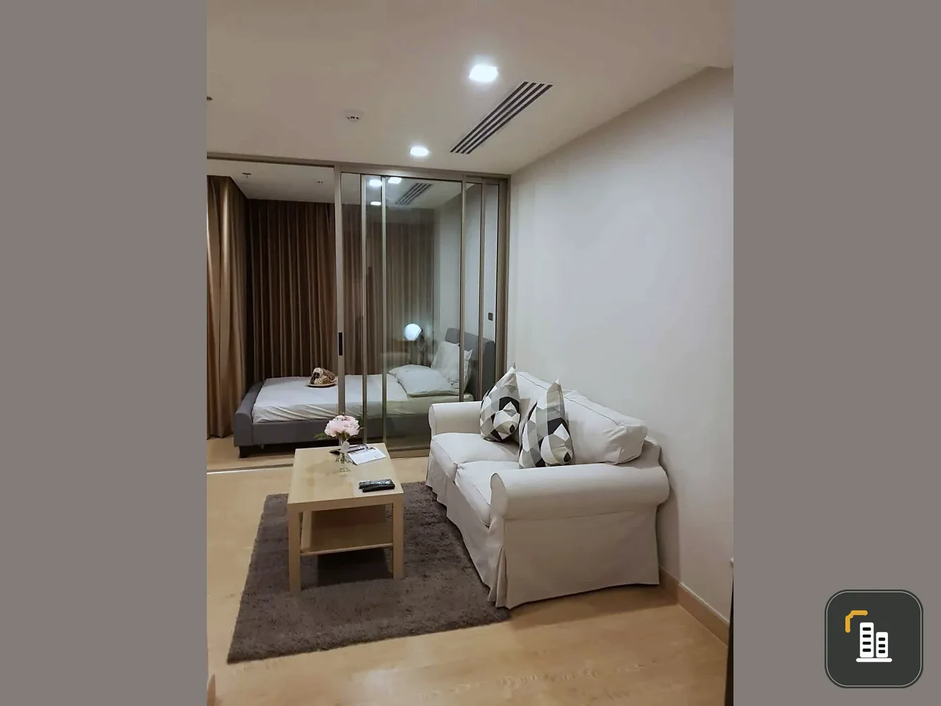 For rent: Infinity One, 25th floor, spacious room, comfortable, fully furnished, book now, hurry!