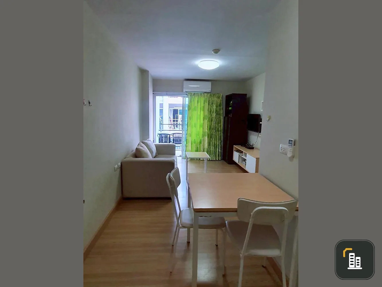 For sale: The Escape Condominium Sukhumvit 101/1, 1 bedroom, 1 bathroom, fully furnished, ready to move in.
