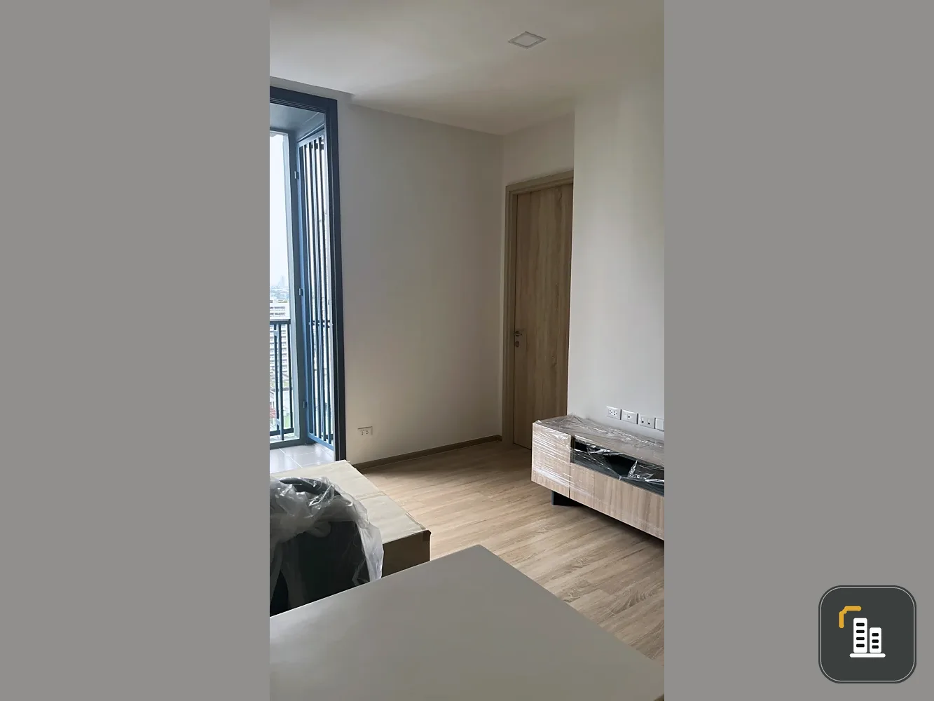 Urgent sale!! Condo XT Phayathai, full facilities, good price, ready to move in, don't miss it!!