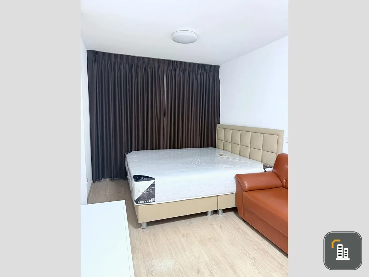 For sale Elio Del Ray, corner room, private, quiet atmosphere, swimming pool view, with all electrical appliances, ready to move in immediately!