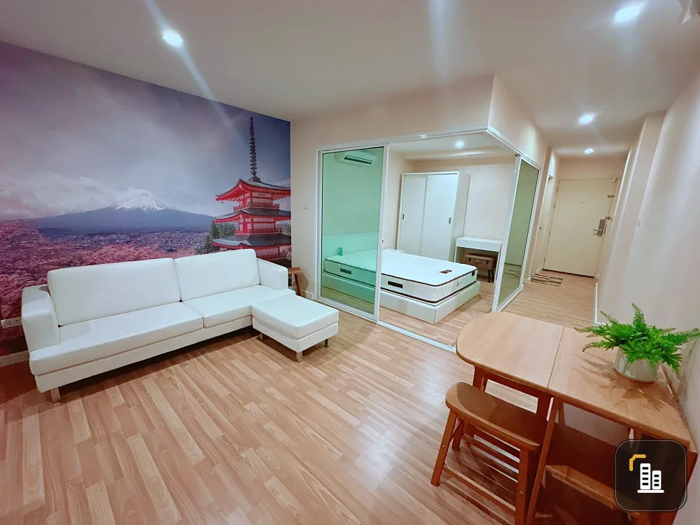 For sale: WE CONDO, 1st floor, view next to the swimming pool, complete facilities, urgent...book now!