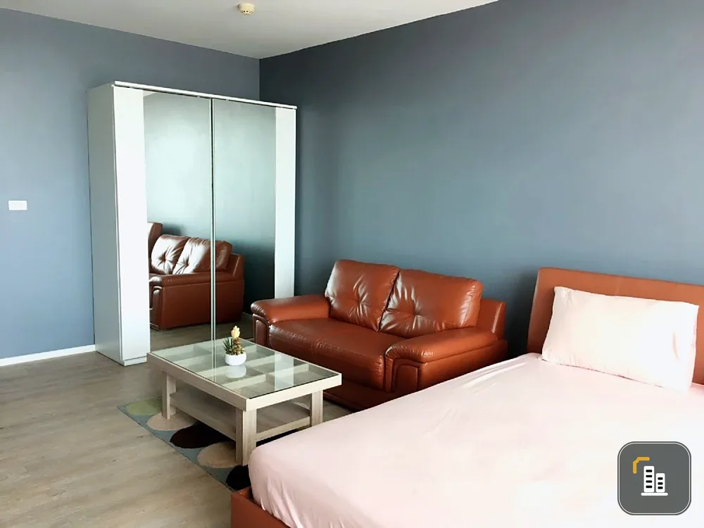 Urgent sale!! Condo The Issara Lat Phrao, 33rd floor, beautiful condo, good location, convenient transportation, hurry to book now!!