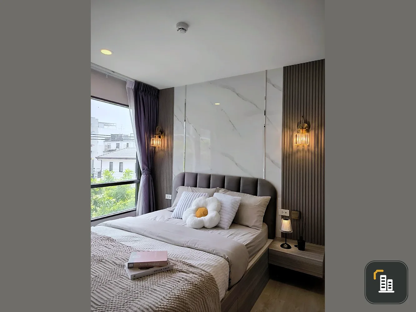 For sale: THE ORIGIN Sukhumvit 105, 3rd floor, garden view, has a walk-in closet. Interested? Reserve now, urgently.