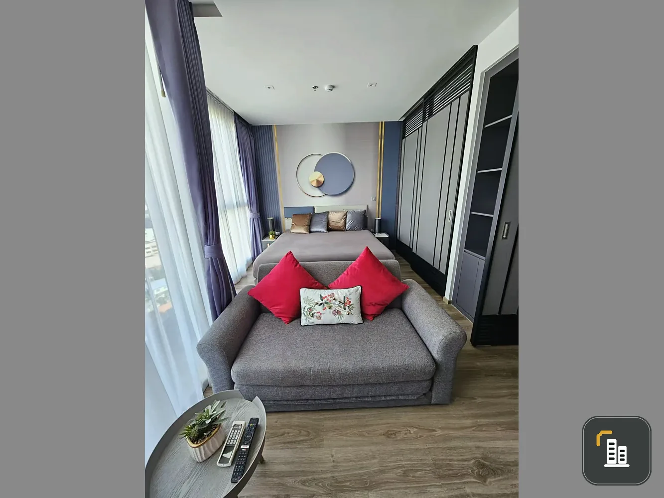 For sale Andromeda Pattaya, 17th floor, sea view, beautifully built-in decoration, book now and you won't be disappointed.