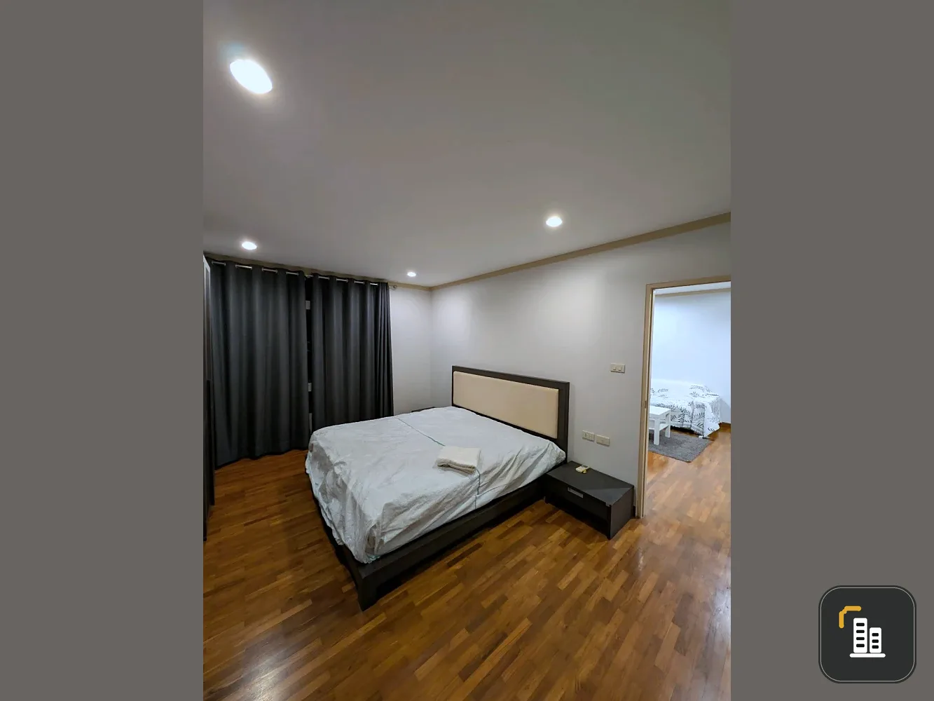 For rent, Siri Sathorn Yen Akat house, spacious room, comfortable, comes with complete decorations, book now.