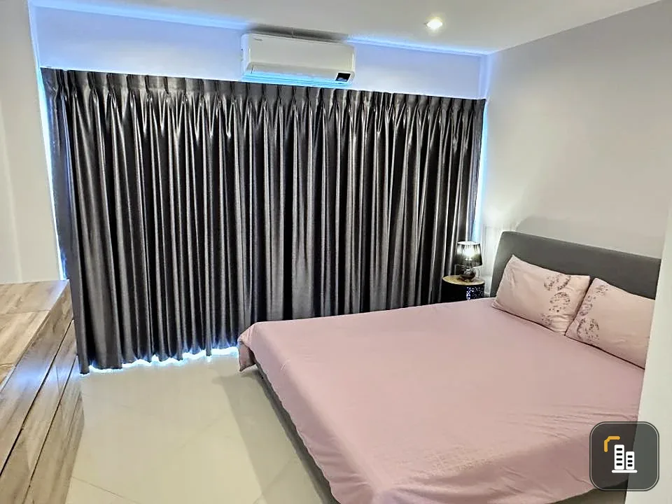 Selling Diamond Suites, beautifully decorated rooms, lots of usable space, good location, can you not book it?