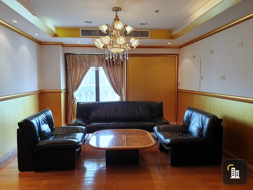For sale, for rent!! State Tower Condominium, 30th floor, beautiful room, ready to move in, convenient transportation, don't miss it!!