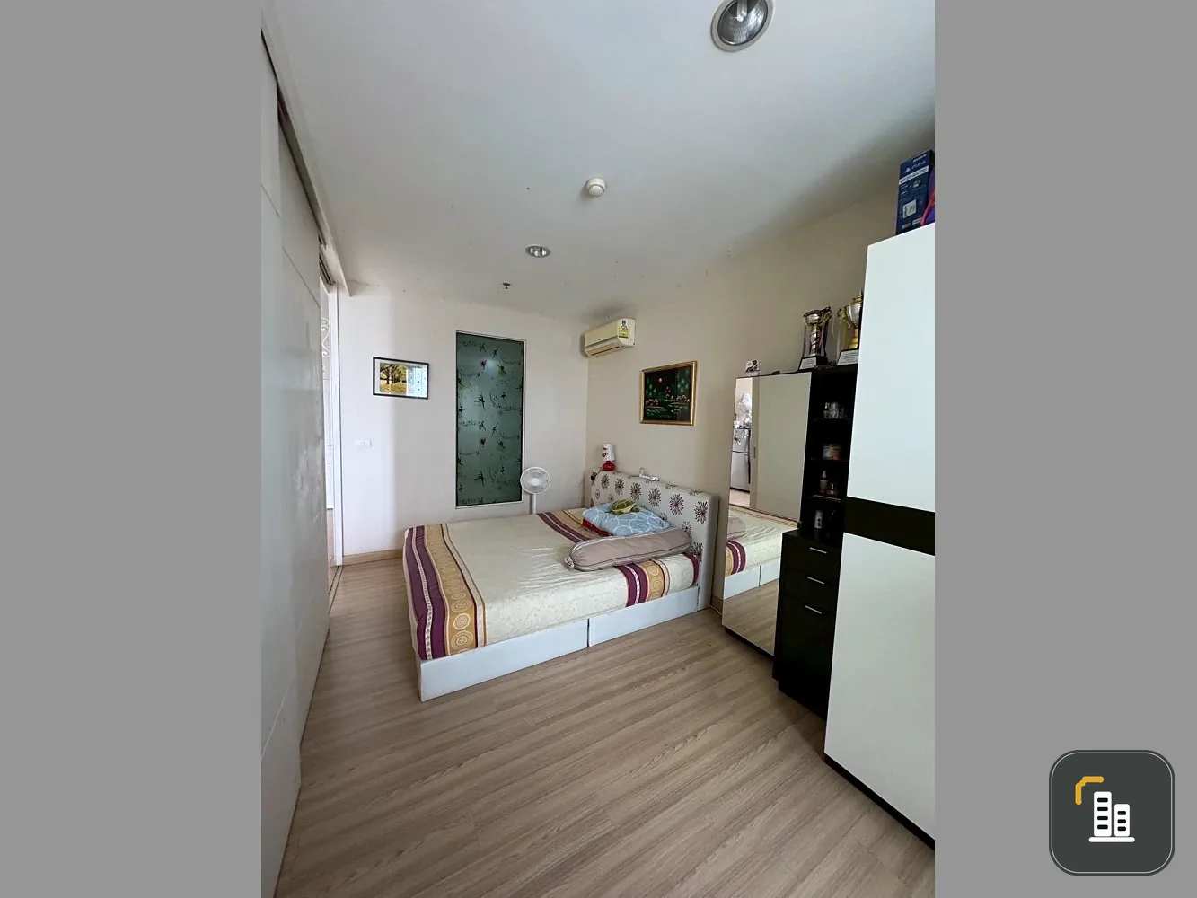 Condo for sale: The Lighthouse Sathorn - Charoen Nakhon, spacious room, comfortable living, fully furnished, complete electrical appliances, book now