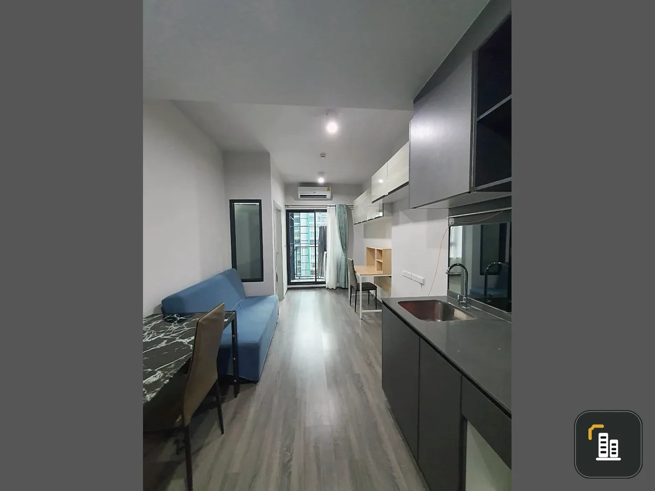For sale Ideo Chula Samyan 1 bedroom 1 bathroom, large usable area, good location, fully furnished, book now.