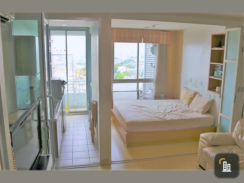 For sale, for rent, The Station Sathorn-Bang Rak, Building 2, 16th floor, best city view, panoramic view, quiet, no mosquitoes, hurry up and grab it.