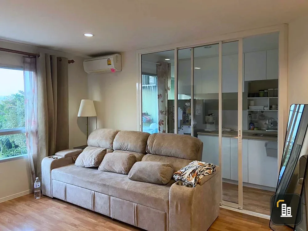 For sale: Lumpini Ville Nakhon In Riverview, spacious room, lots of usable space, comes with complete furniture, reserve now.