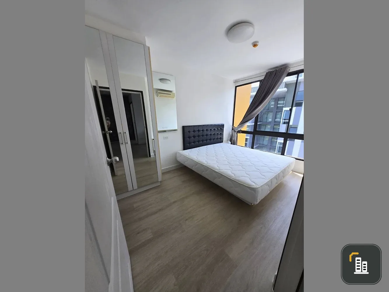 For sale: i Condo Sukhumvit 103, 2 bedrooms, 2 bathrooms, fully furnished, good location, book now.