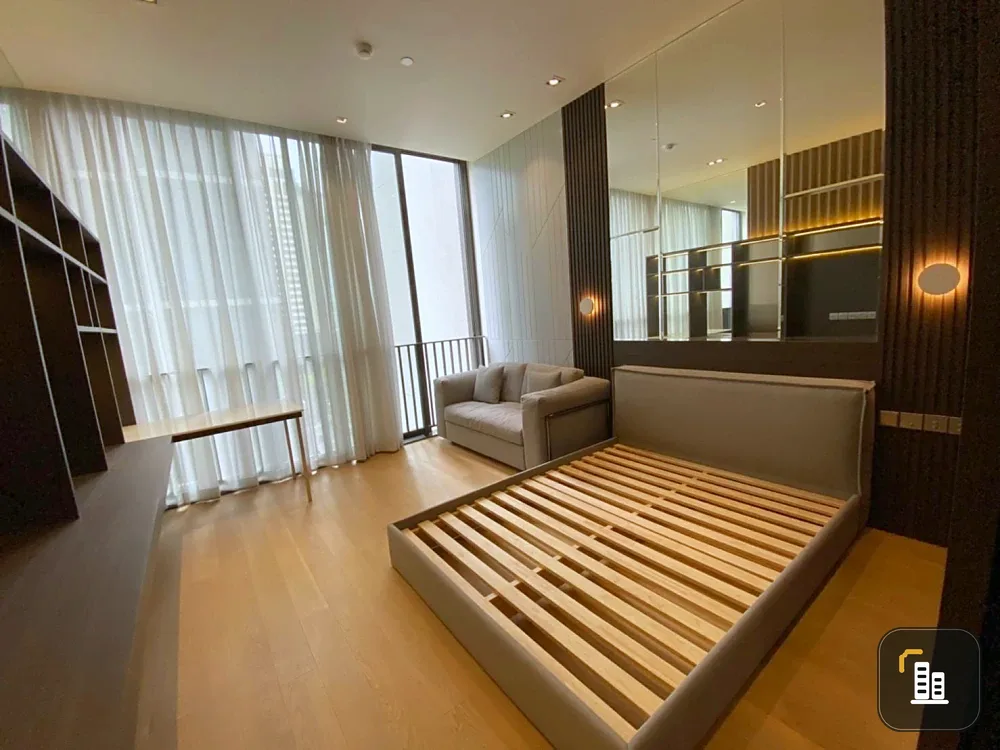 For rent!! Condo 28 Chidlom, 3rd floor, luxury condo, beautiful room, fully furnished, ready to move in, don't miss it!!