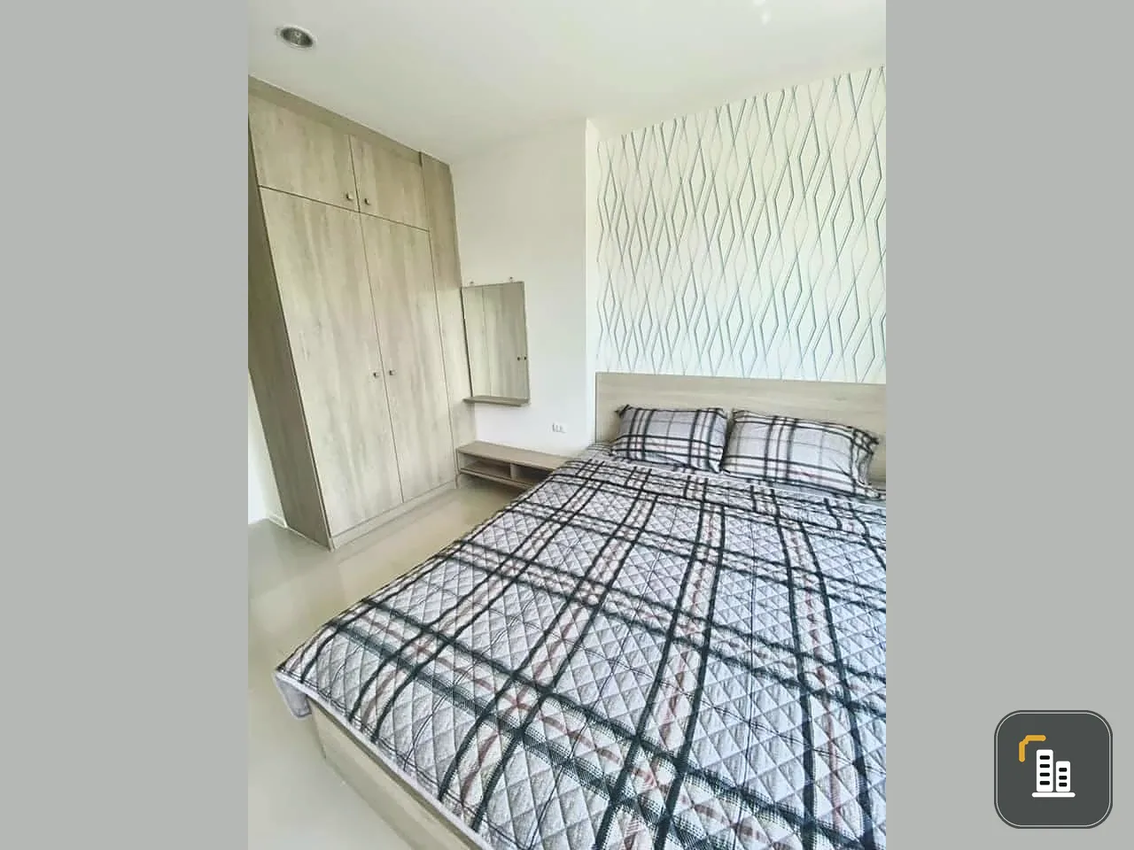 For rent Lumpini Parkbeach Jomtien 2nd floor, fully furnished room, ready to move in, reserve now, urgently.