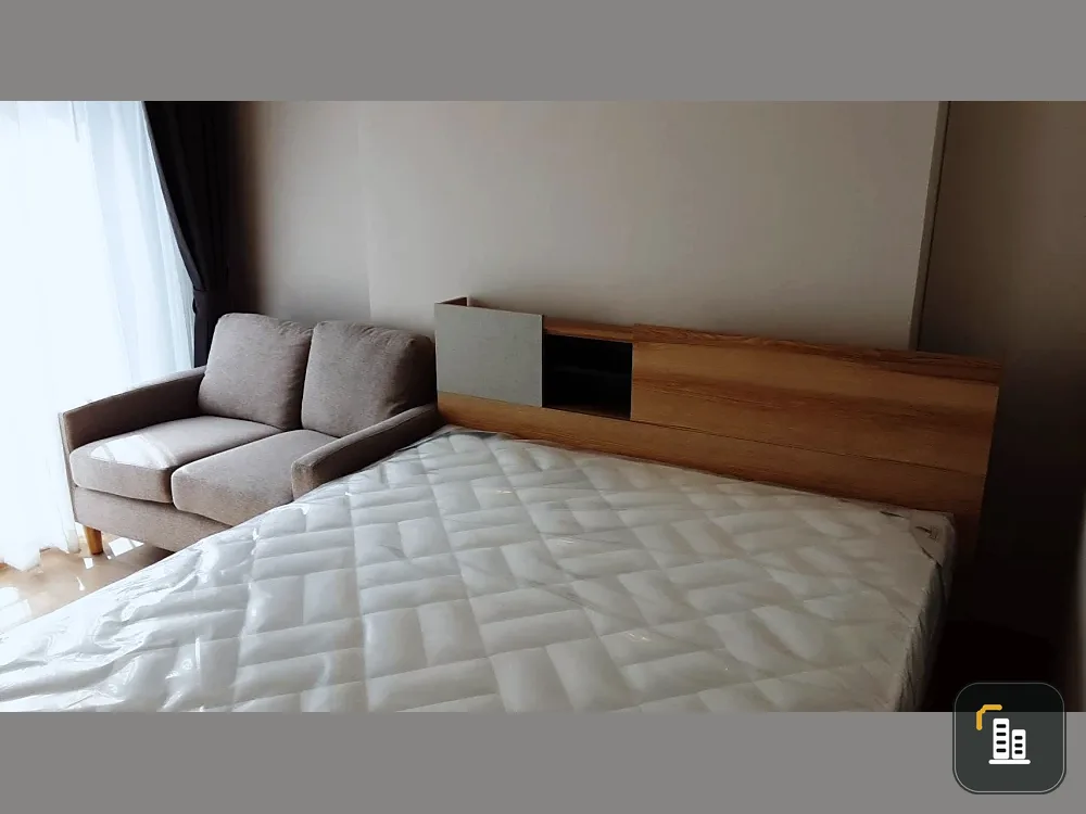 For rent: Lumpini Place Chaengwattana-Pak Kret Station, studio room, 6th floor, comes with a very good price, hurry and reserve now.