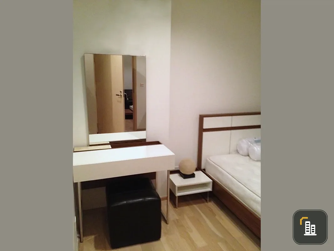 For rent!! Siri at Sukhumvit 28th floor, beautiful room with full facilities, hurry and book now!!