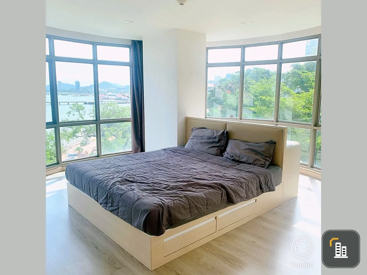 For sale, for rent Condo Sonrisa, spacious room, lots of usable space, comes with complete furniture, beautiful sea view, reserve now.