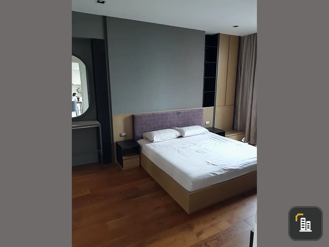 For sale: The Bangkok Sathorn Condominium, spacious room, comfortable, high floor, built-in furniture, very good quality, hurry and book before you mi