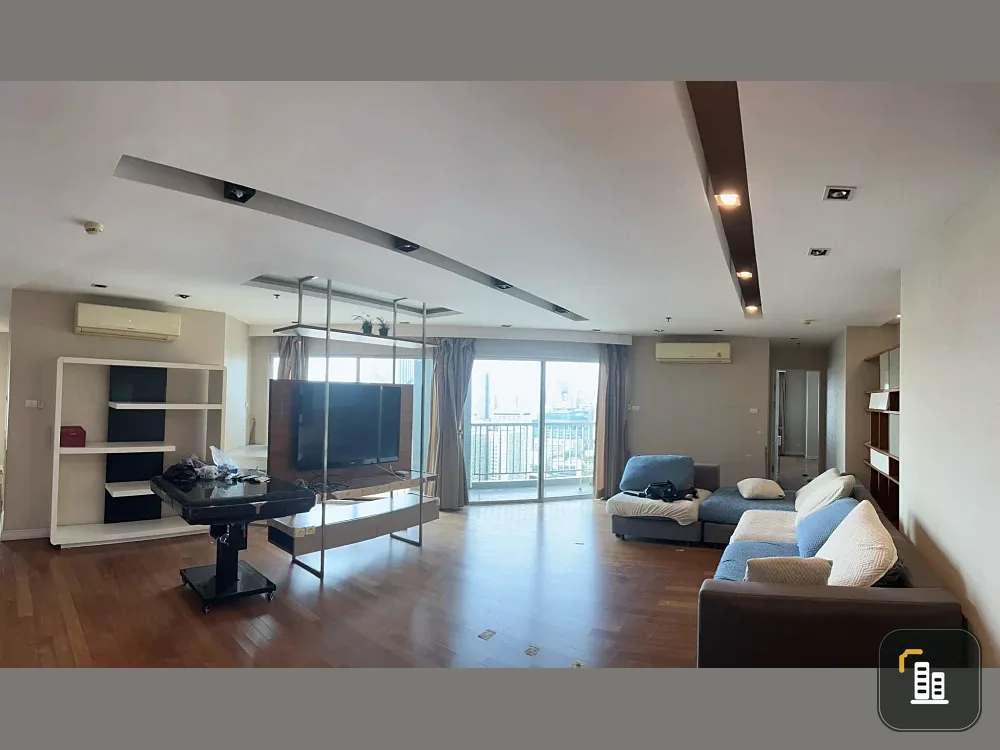 For sale/rent: Belle Grand Rama 9, 6 bedrooms! Plenty of living space, high floor, city view. Reserve now!