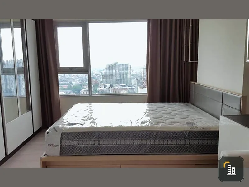 Hurry up. Condo for sale Aspire Sathorn-Tha Phra, studio room, 29th floor, city view. Hurry up to reserve.