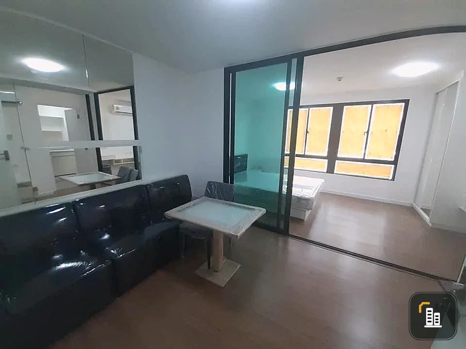 For sale: Icondo Salaya 2, 6th floor, pool view, fully furnished, interested in booking now, don't wait.