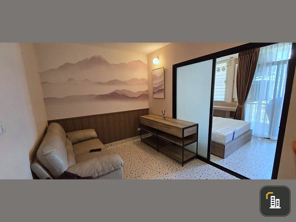 For rent: Pipat Place, 6th floor, fully furnished and equipped with electrical appliances. Reserve now, urgently.