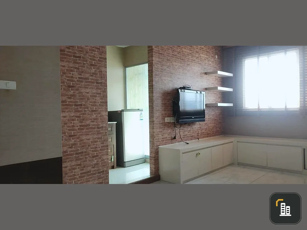 For rent: Lumpini Condo Town Ramintra – Nawamin, ready to move in, spacious, comfortable, divided into sections. Hurry and book, don't miss out!!