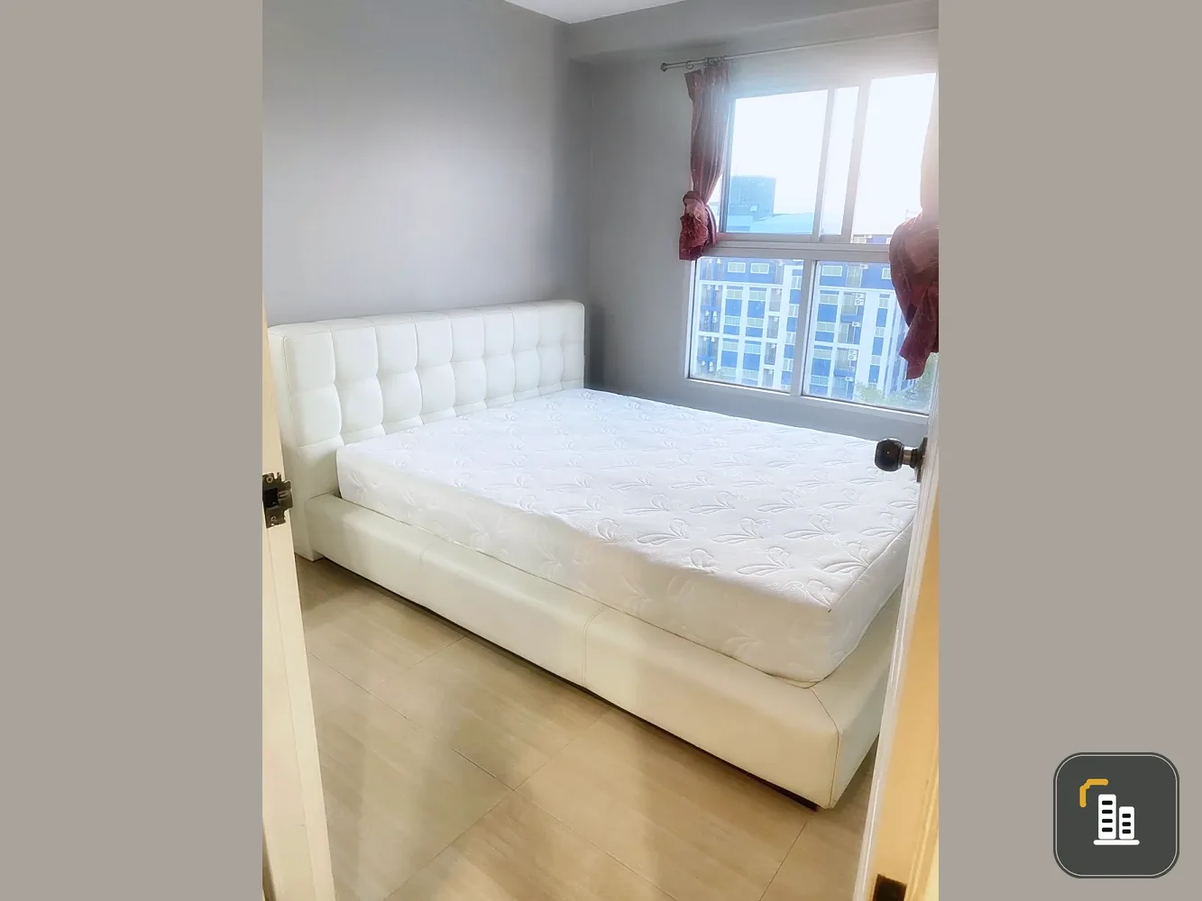 Urgent sale!! Condo Park View Vibhavadi, 8th floor, Building B2, beautiful room, ready to move in, good price, hurry to book now!!