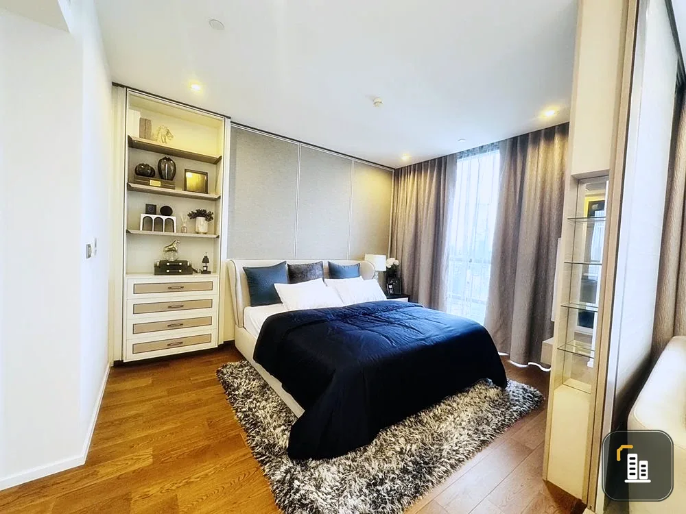 Urgent sale!! Condo The Bangkok Sathorn, 42nd floor, Building D, beautiful room, ready to move in, good price, hurry to book now!!