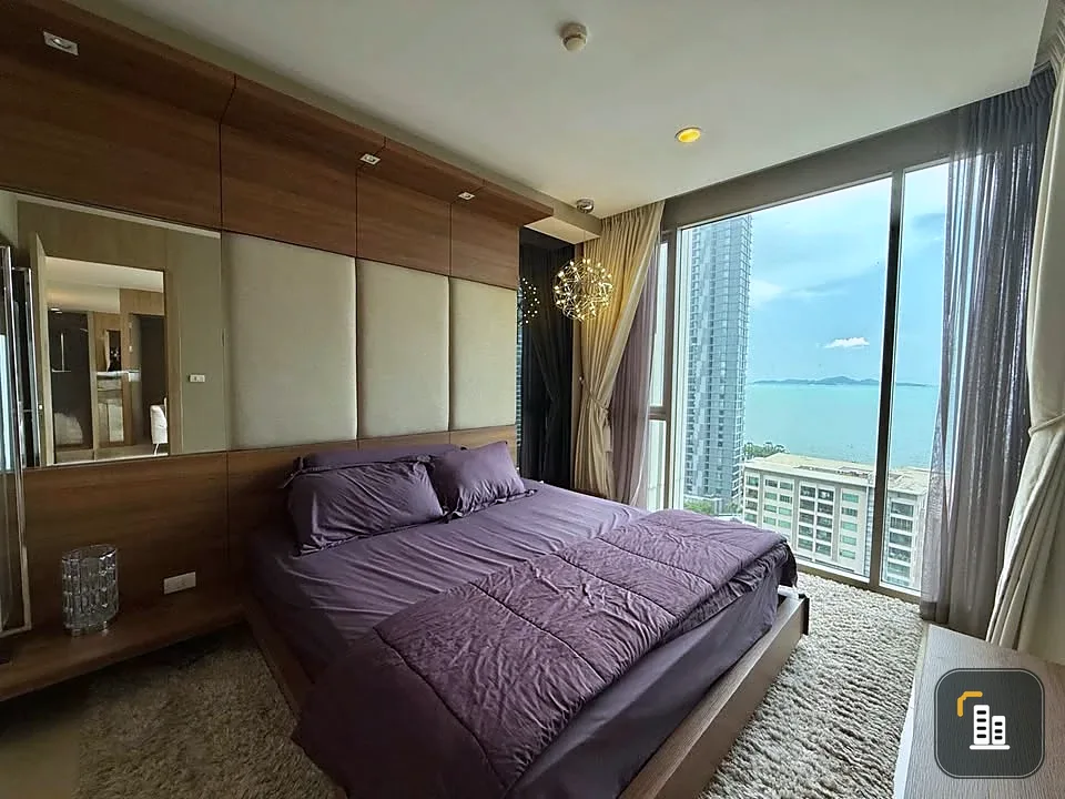 For sale: The Riviera Wong Amat Beach, beautifully decorated room, superb built-in furniture, beautiful sea view, book now.