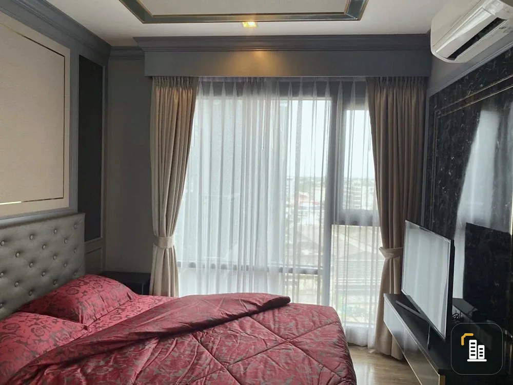For rent Rhythm Sukhumvit 36-38, corner room with privacy, great price, come and book now.