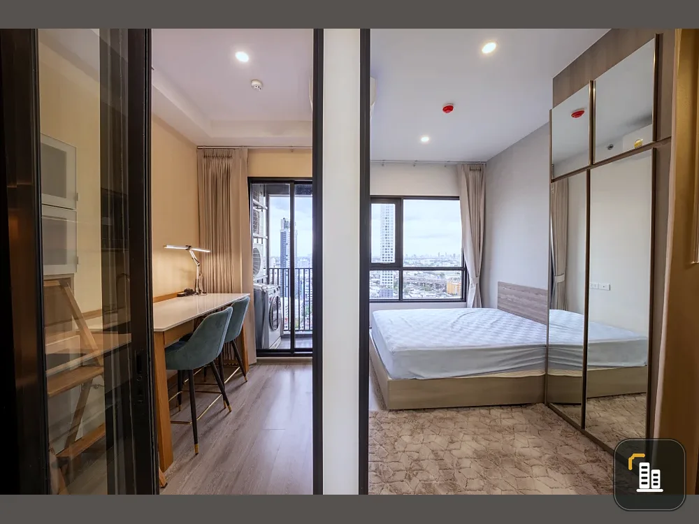 For rent or sale: Knightsbridge Prime On-nut, 25th floor, private corner room, 1 Bed Plus type. You will regret it if you miss it.