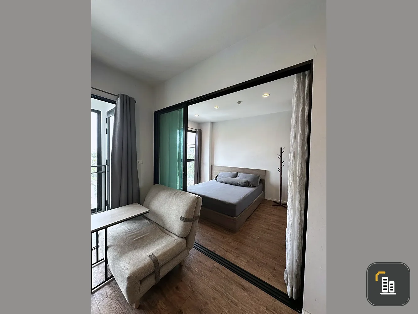 For sale Living Nest Ladprao 44, 1 bedroom, 1 bathroom, fully furnished, swimming pool view, don't miss it.