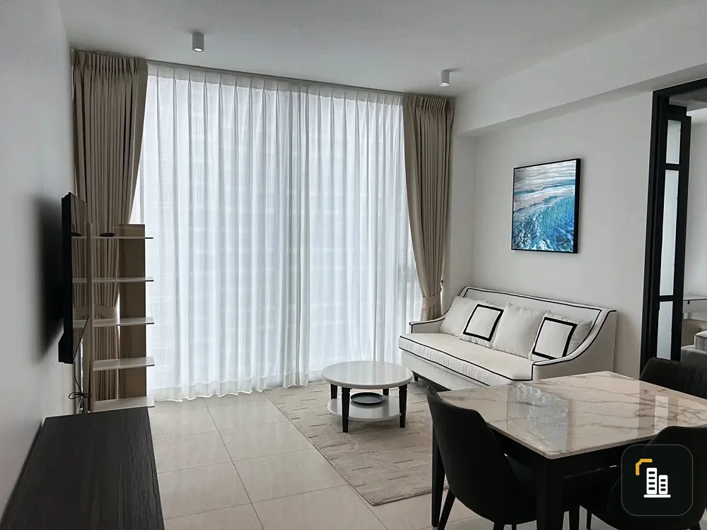 For rent Tait sathorn 12 rooms decorated in bright, comfortable tones, comfortable to live in, with full furniture, don't miss it.