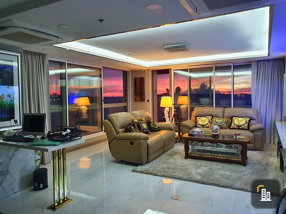 For sale: Northshore, beautifully decorated room, comes with lots of usable space, beautiful sea view, don't miss it.