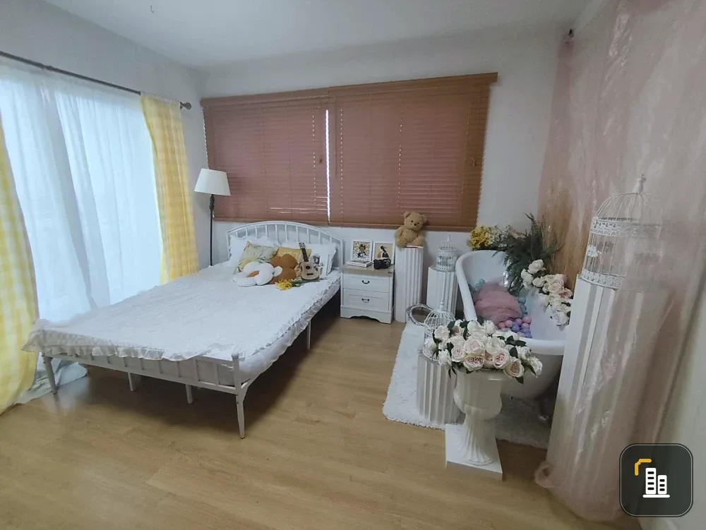 For sale/rent Supalai City Resort Phranangklao Station–Chaophraya, a lovely room, stunningly decorated, with a beautiful river view. Reserve now!
