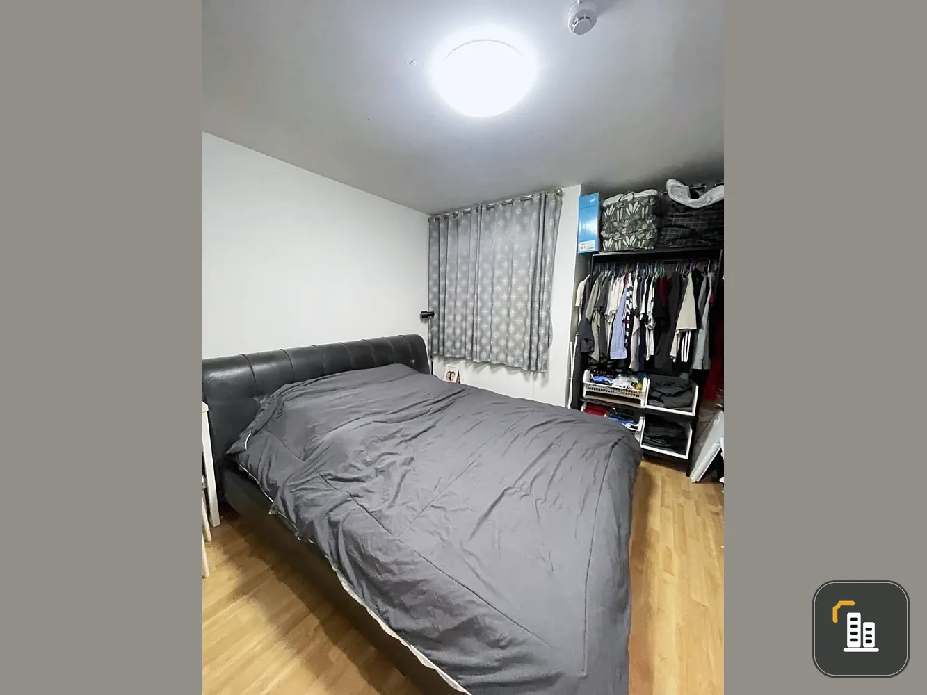 For sale G-1 Condo ladprao 1 room, nice to live in, comes with furniture and complete facilities, don't miss it.