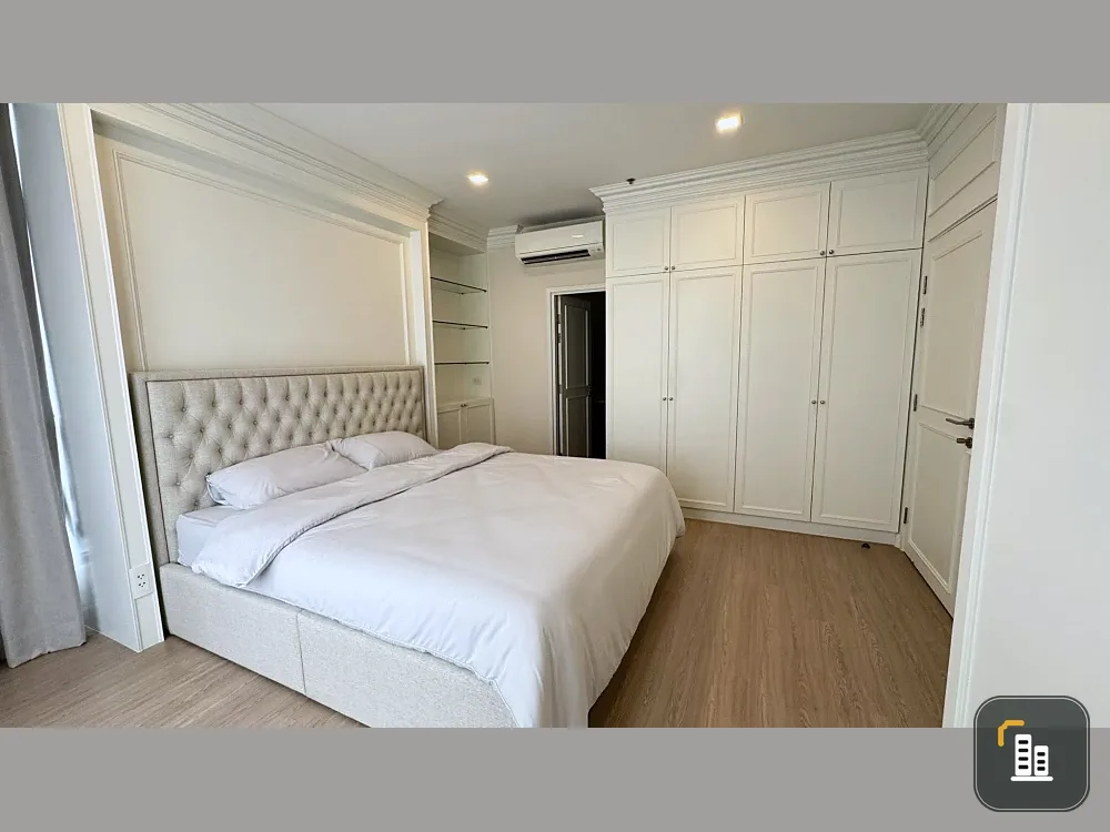 For rent: Ideo Mobi Sukhumvit 66, spacious room, lots of usable space, fully furnished, just bring your bags and move in.