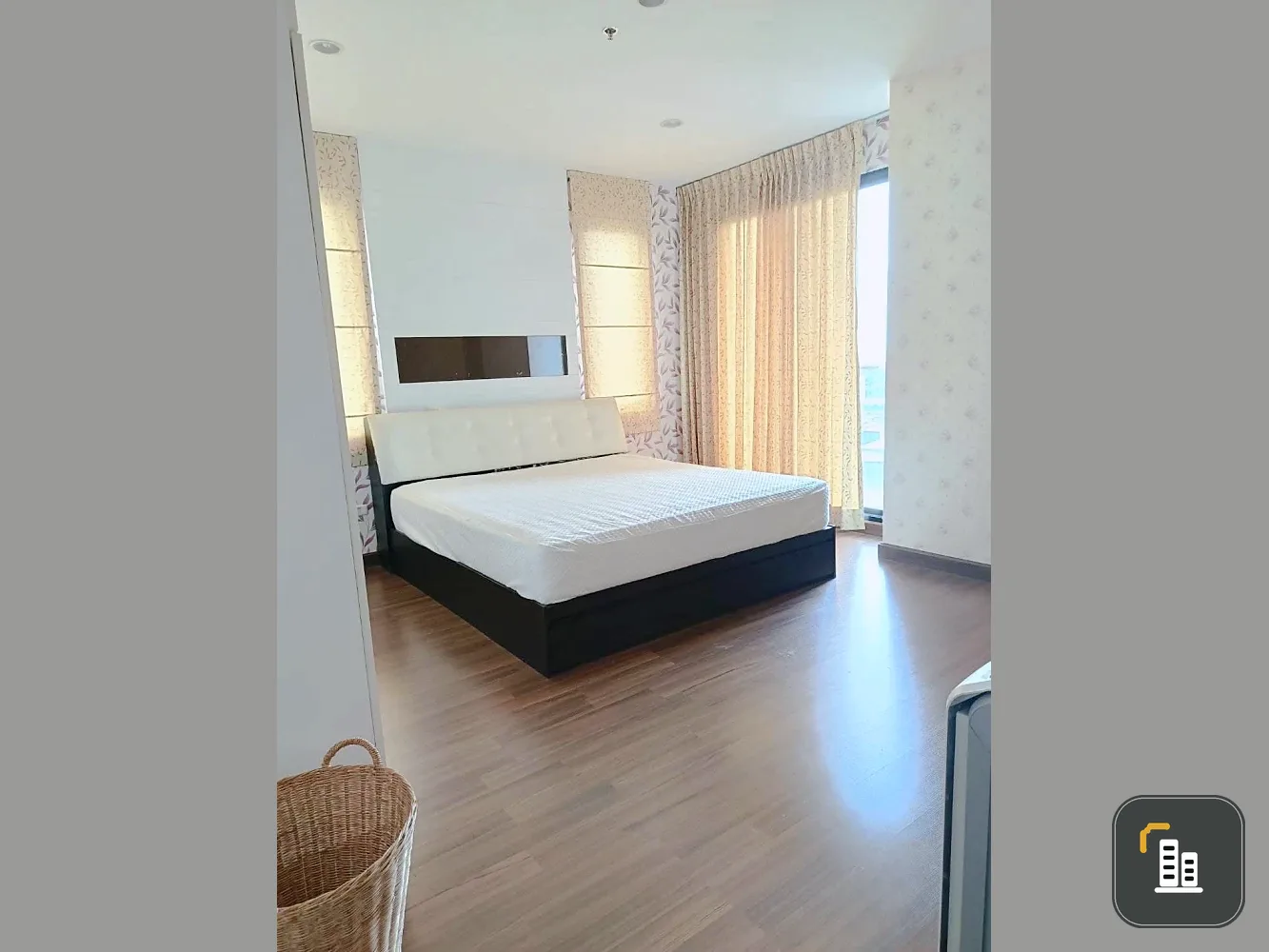 For sale Supalai Premier Ratchathewi, corner room with privacy, comes with a lot of usable space, good ventilation, don't miss it.