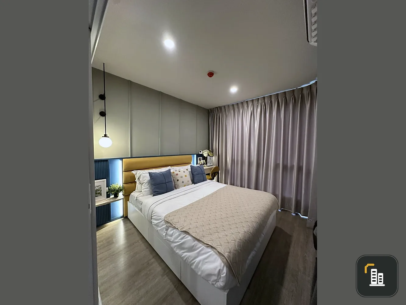 Selling a reservation slip for Blue Phahonyothin 35, 4th floor, good project, nice location, reserve now, don't wait, hurry!