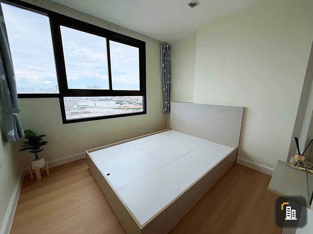 For sale: Skyline Rattanathibet, 17th floor, pool view, fully furnished, nice to live in, reserve now, don't miss out, hurry!