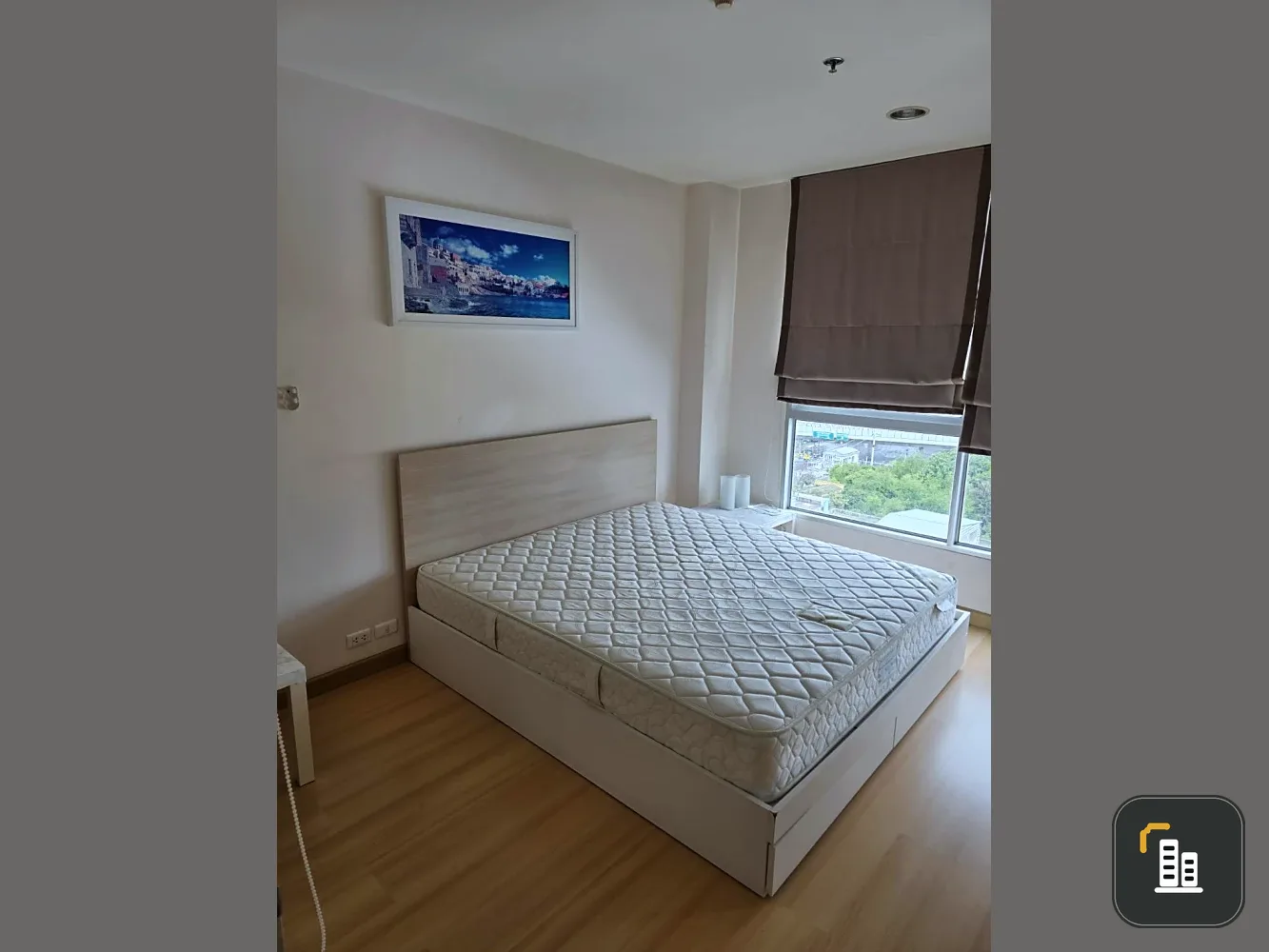 For rent Life @ BTS-Tha Phra Beautifully decorated room, very good condition, new furniture, beautiful view, can't miss it.