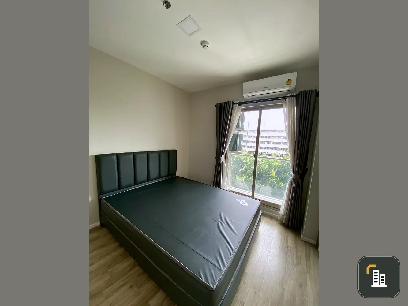 Condo for rent Ease 2 Rama 2, spacious room, lots of usable space, complete facilities, move in quickly