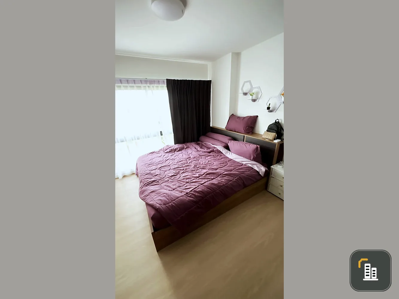 For rent: Ploen Ploen Condominium Rangsit-Workpoint, 4th floor, fully furnished room, ready to move in, reserve now.